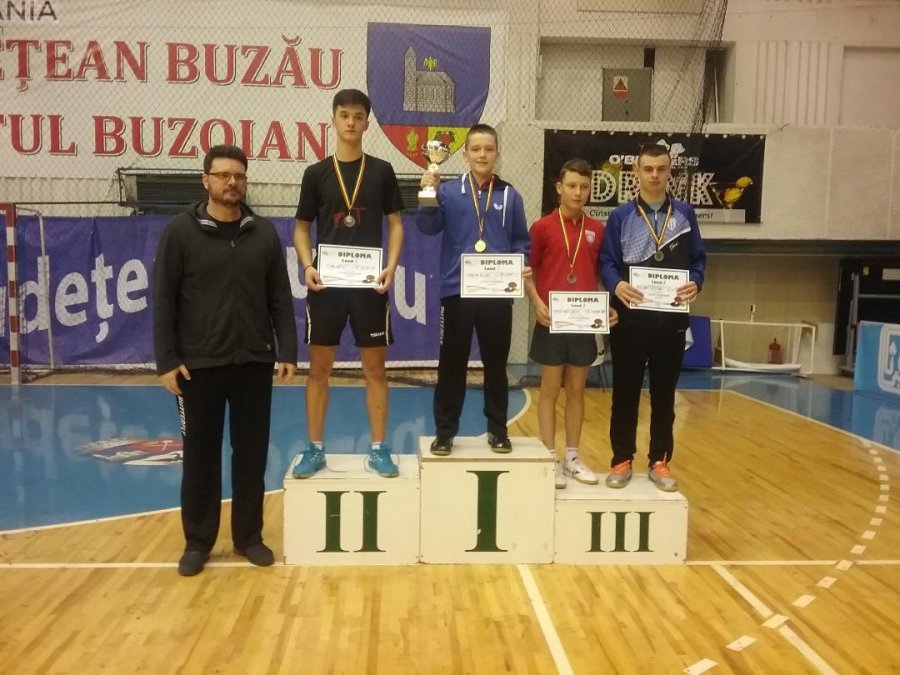 juniori1